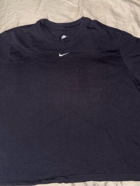 NWOT- Women’s- Nike Black Crewneck T-Shirt with White Swoosh